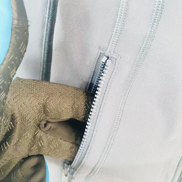 Lululemon Zip-Up light Purple Jacket - Designed in Vancouver, Made in Vietnam - Picture 10 of 17